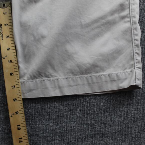 Save Khaki United Shorts Mens 33 Twill Bermuda Classic Flat Front Casual USA - Picture 7 of 8